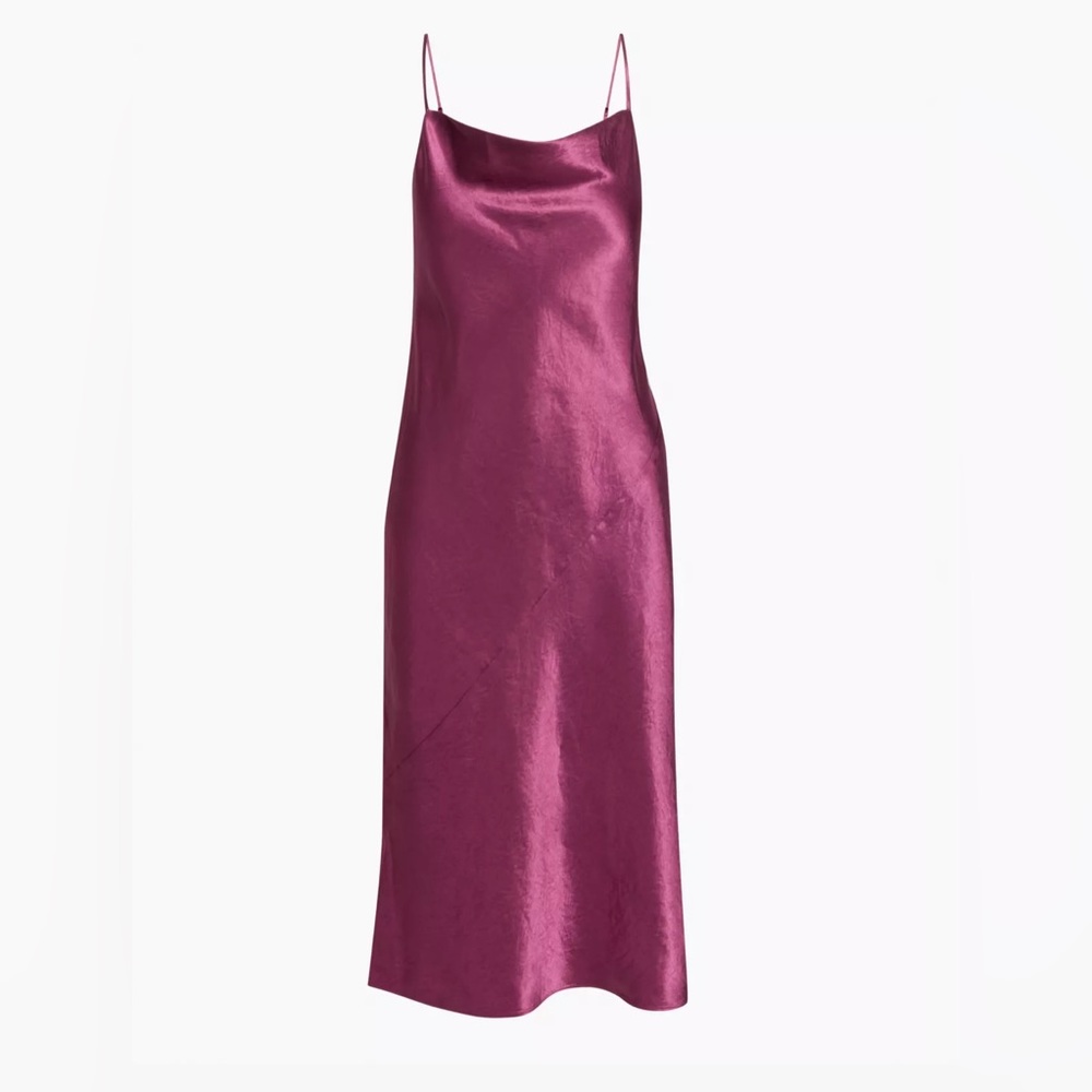 Babaton model midi dress